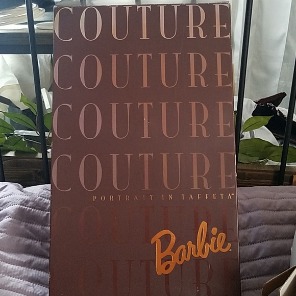 Barbie Portrait In Taffeta - Picture 5 of 5